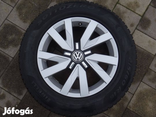VW 16" 5x112 ET41 gyári alufelni 215/60R16 téligumi Passat B8 Sharan