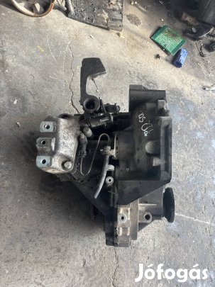 VW Caddy 2.0PD SDI váltó eladó