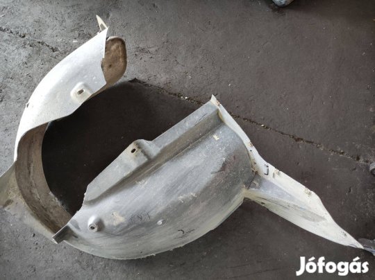 VW Caddy IV 2015-2020 jobb első dobbetét kerékjárati műanyag