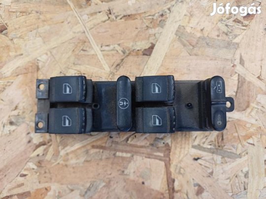 VW Golf 4 (1997-2003) Bal Első Ajtó Ablakemelő Kapcsoló