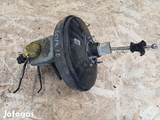 VW Golf 4 (1997-2003) Fékrásegítő