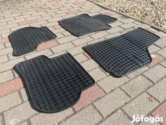 VW Golf 5 gumiszőnyeg szett