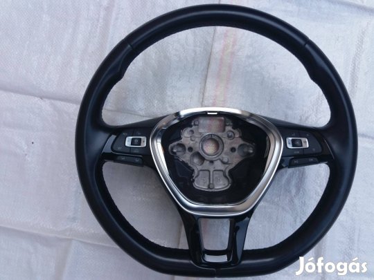 VW Golf 7, Passat B8 stb. bör multi kormány