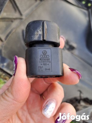 VW Golf VI Plus hátsó lökhárító