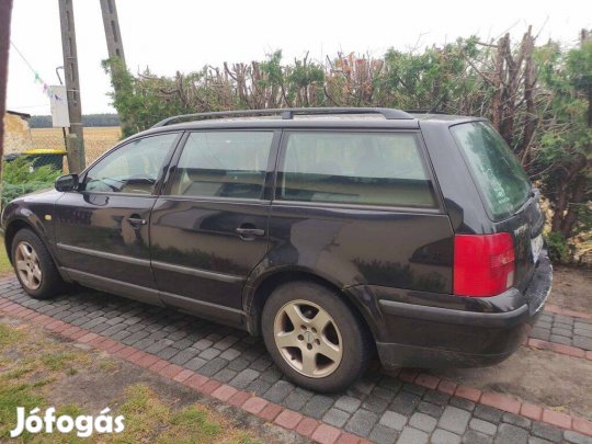 VW Passat B5 Kombi 2.5 TDI alkatrészei eladóak