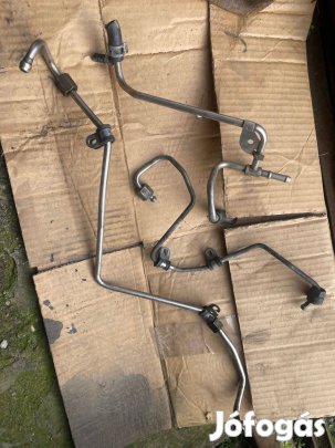 VW Passat B6 2.0 CR TDi Nagynyomású összekötőcső, Vízcső , Levegőcső