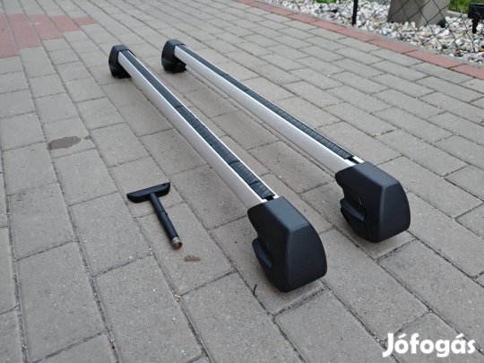 VW Passat B6 B7 gyári tetőcsomagtartó. Zárható