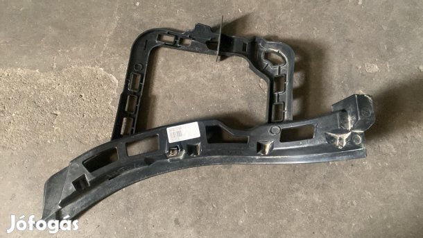 VW Passat jobb hátsó lökhárító tartó 3AF807378 eladó