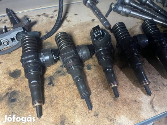 VW Skoda Seat A3 1.9pdtdi pd elemek 038130073AG