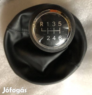 VW T5 6 sebességes fekete váltószoknya gombbal