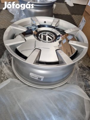 VW T5 T6 Multivan Transporter Caravelle gyári 18" alufelni