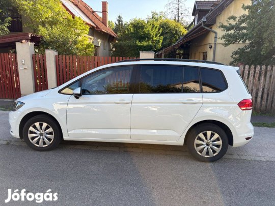 VW Touran automata sebváltós, 7 üléses