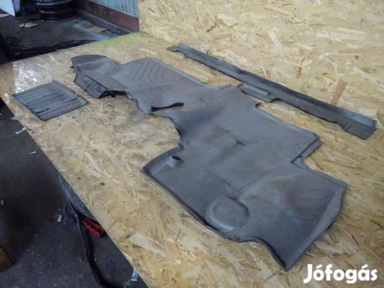 VW Volkswagen LT 96-tól padlószőnyeg gumi szőnyeg gumiszőnyeg 1616