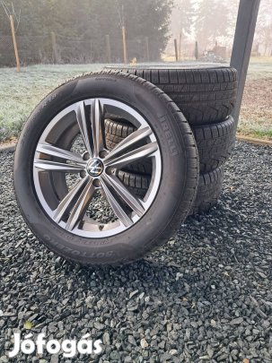 VW Volkswagen Tiguan alufelni 235/55 r18 téli gumival