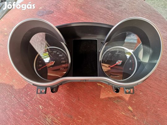V-Class kilométeróra (42000km) A4479003811 eladó