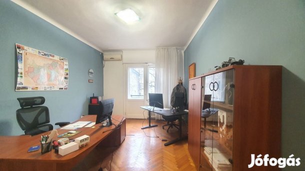 V. Kerület, SZALAY utca, 78 m2-es, társasházi lakás, 2+1 szobás