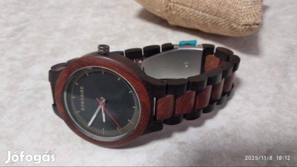 Vadász karóra fából