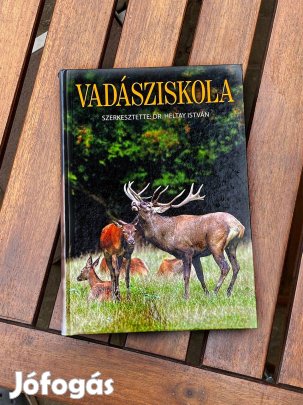 Vadásziskola 2021-es kiadás Dr. Heltay István vadászkönyv