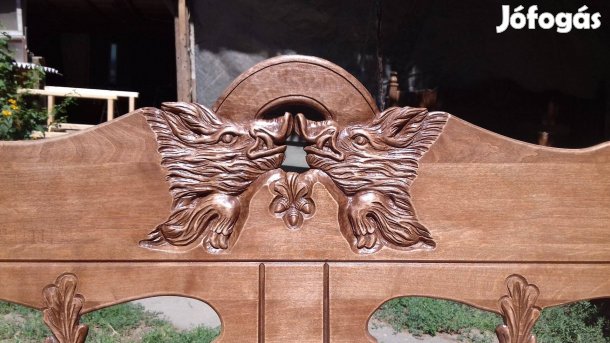 Vaddisznóspad loca faragott pad fapad vadászajándéktárgyak vadászpad v