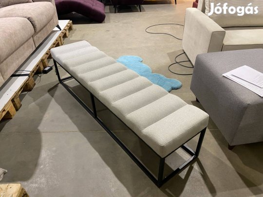 Vadiúj! 160 cm-es előszoba pad világosszürke szövet 49e