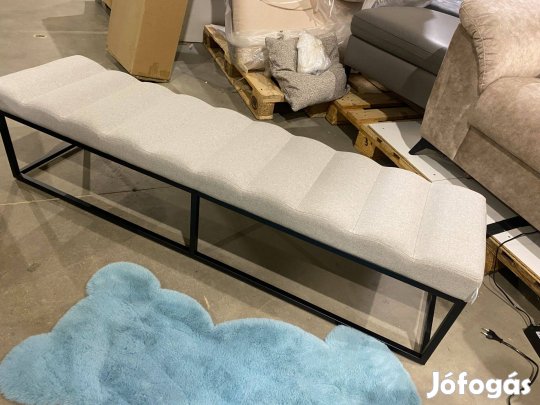 Vadiúj! 160 cm-es előszoba pad világosszürke szövet változat 49e