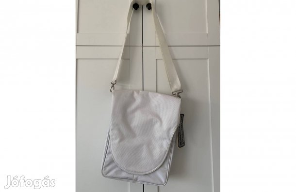 Vadiúj oldal/laptoptáska