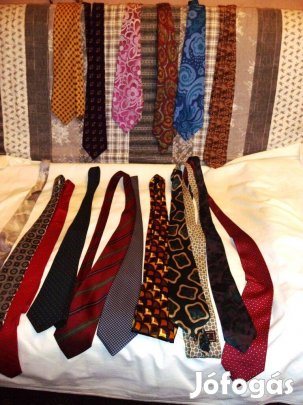 Vadonat ujj Olasz- Francia selyem nyakkendők