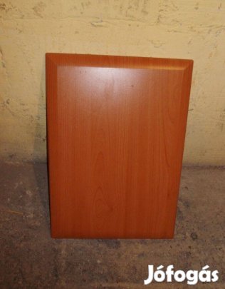 Vadonat ujj éjjeli szekrény ajtó