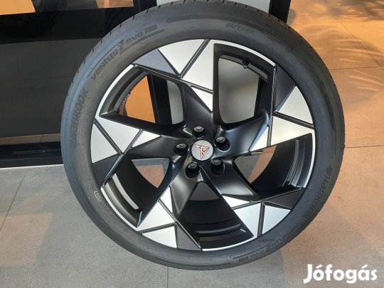 Vadonatúj 0 km-es komplett nyári kerékszett 255/40 R20 eladó