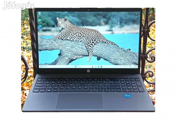 Vadonatúj 15.6" szuper gyors HP laptop, Windows 11 , 2 év garancia