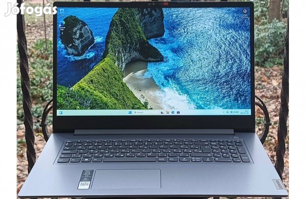 Vadonatúj 15" Lenovo laptop, 2 év garancia, Windows 11, Office program