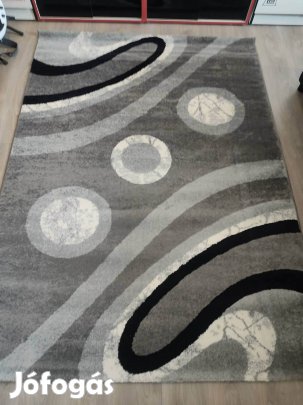 Vadonatúj 220 X 160 szőnyeg eladó 