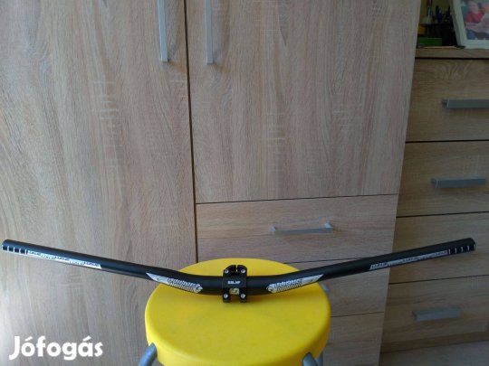 Vadonatúj 780mm alumínium kerékpár kormány 45mm stucnival együtt