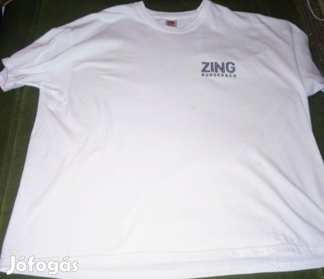 Vadonatúj Eredeti "Fruit of the loom" Márkájú  "Zing Burger" Póló 