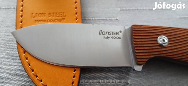 Vadonatúj Lion steel erős masszív vadászkés tokban, dobozában 