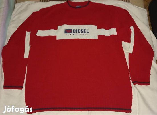 Vadonatúj Márkás Pulóver  