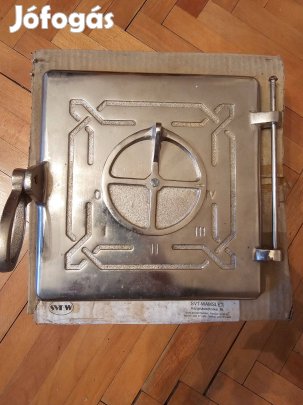 Vadonatúj SVT-Wamsler nikkelezett cserépkályha ajtó (200x200 mm)