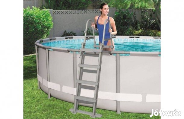 Vadonatúj! Féláron! Medence létra 107 cm biztonsági kerti medencelétra
