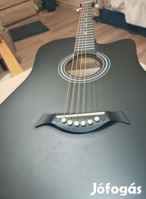 Vadonatúj fémhúros akusztikus gitár