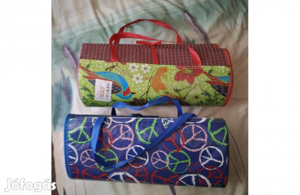 Vadonatúj strand dívány, törülköző 1400 forintért eladó