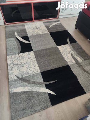 Vadonatúj szőnyeg eladó 220 X 160 