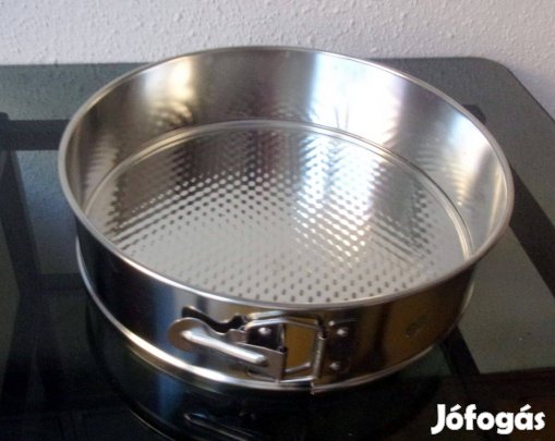 Vadonatúj tortaforma Újpest központ közelében torta forma