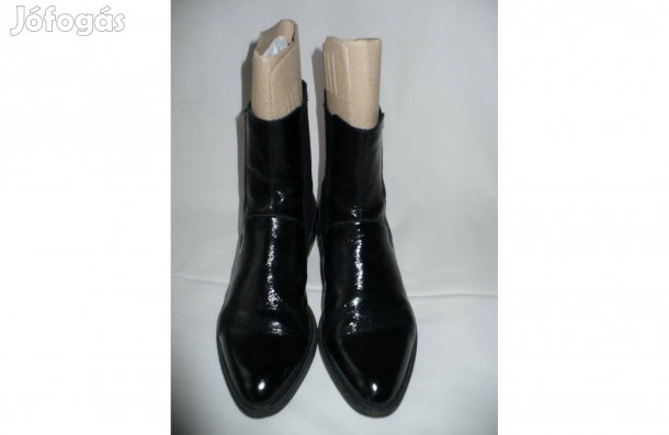 Vagabond női rövid szárú csizma, 37-es méret