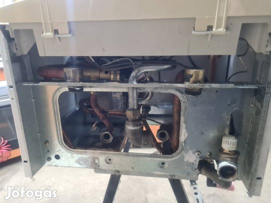 Vaillant VU HU 242/2-5 R1 Gázkazán