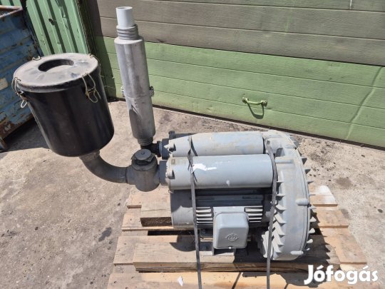 Vákuumszivattyú,  oldalcsatornás, 380 V., 4.5 Kw.-os