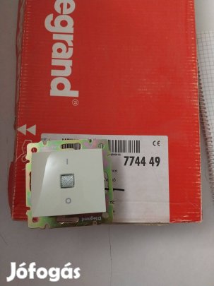 Valena 102 ellenőrőfénnyel Bézs Legrand 774349