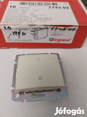 Valena 102 kapcsoló Bézs Legrand 774302