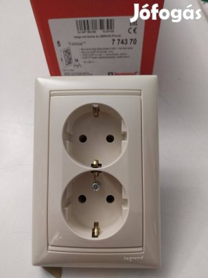 Valena kettes dugalj Bézs Legrand 774370