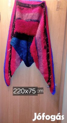 Vállkendő  óriási kötött piros jellegű