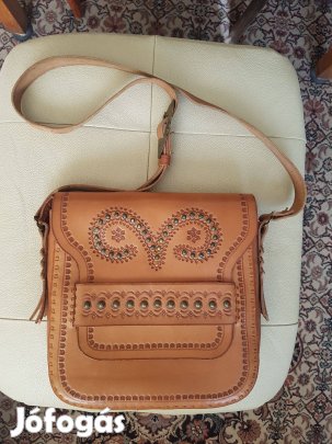 Valódi bőr Vadonatúj Bőrdíszműves bőr kézműves női táska válltáska
